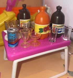 Vintage 80s Barbie Tailgate Furniture AND Vintage Hawaiian Set Jet Ski - Picture 1 of 21