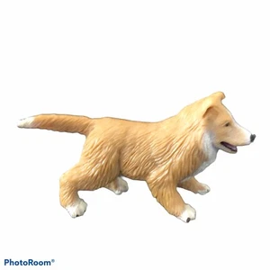 Safari Ltd. Farm Animal Figurines 0612 Collie Puppy 1 1/2” X 3” - Picture 1 of 3