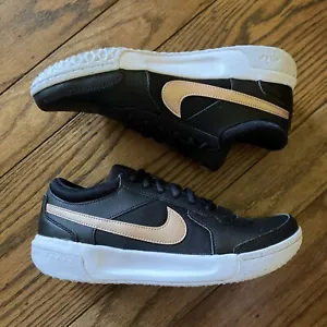 Women Nike Zoom Court Lite 3 Tennis Shoes Black/MTLC Bronze DH1042-091 Size 8 - Picture 1 of 6