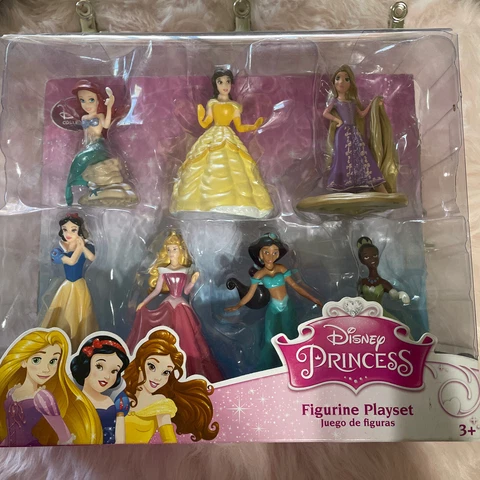 New Disney Princess Collection 7 Figurines Play Set - Cake Toppers NIB Cover