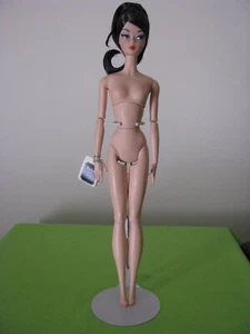 Classic Black Dress Articulated Silkstone Barbie Gold label 2016 nude DWF53 - Picture 1 of 19