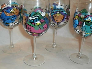 HANDBEMALTE KÜHLE KLEINE EISZAPFEN VÖGEL SKURRIL / 4ER SET - JE 10 UNZEN - Bild 1 von 1