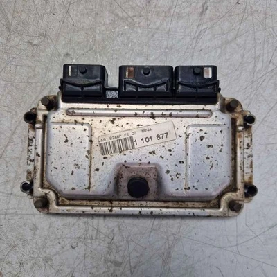 Centralina ecu motore Peugeot 106 1.1i 1991-04 9648484380 0261206246 M7.4.4 - Immagine 1 di 3