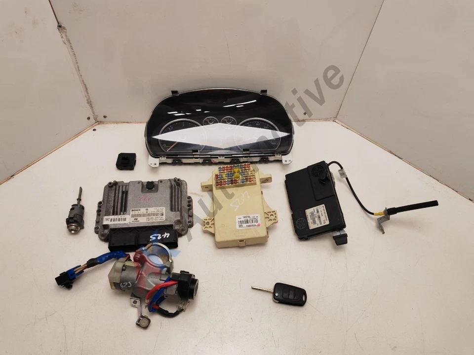 HYUNDAI I30 FD MK1 2007-2012 ECU Lock Set Kit Clocks BCM Key CRDI 1.6 Diesel - Image 1 of 4