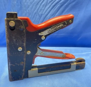 Pistola cucitrice artigianale resistente .050" vintage made in USA viene fornita con poche graffette - Foto 1 di 6