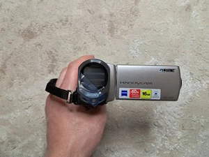 Videocámara digital compacta Sony Handycam DCR-SX63 - zoom 60x, caja abierta de 16 GB - Imagen 1 de 24
