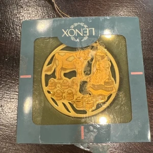 Lenox 8 Eight Maids A Milking 12 Days Of Christmas Ornament - Picture 1 of 4