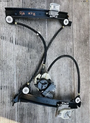 PEUGEOT RCZ PASSENGER SIDE WINDOWREGULATOR & MOTOR 9673475780 2010-2015. - Image 1 of 4