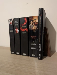 Twilight Saga Stephenie Meyer Bundle 5 X Books Including Life Of Bree Tanner - Bild 1 von 7
