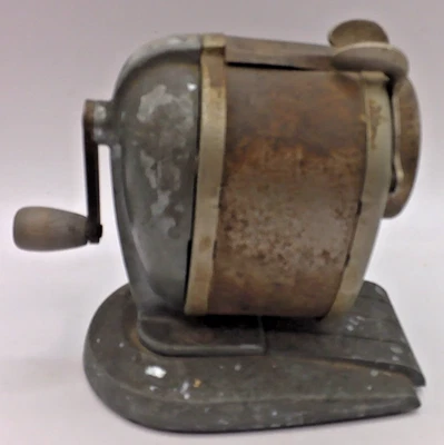 Sacapuntas antiguo "Boston Champion", funciona como debería Foto 1 de 4