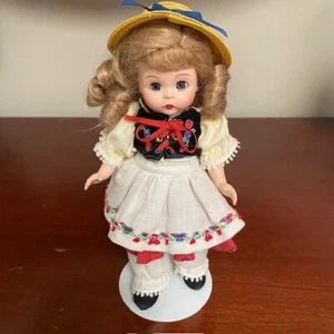 Heidi 2006 Madame Alexander 8in Doll #42560 Auburn Hair Blue Eyes - Picture 1 of 6