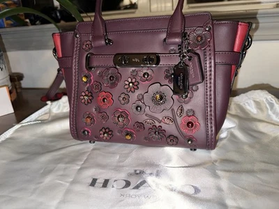 Coach Swagger 21 en sauce floral - estado impecable - con bolsa antipolvo Foto 1 de 4