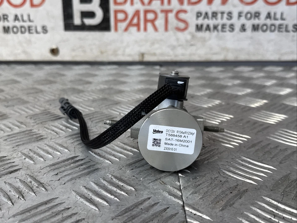 PEUGEOT 2008 MK2 /CORSA F EV A/C Conditioner Expansion Valve T588458 Electricity - Image 1 of 4