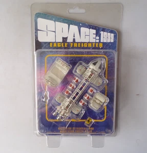 SPACE 1999 5" MICRO EAGLE FREIGHTER SIXTEEN 12 VEHICLE TV RELATED SPACE MIP - Picture 1 of 5