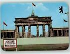 40145968 - 1000 Berlin Mitte Berliner Mauer Grenze zur DDR am Brandenburger Tor