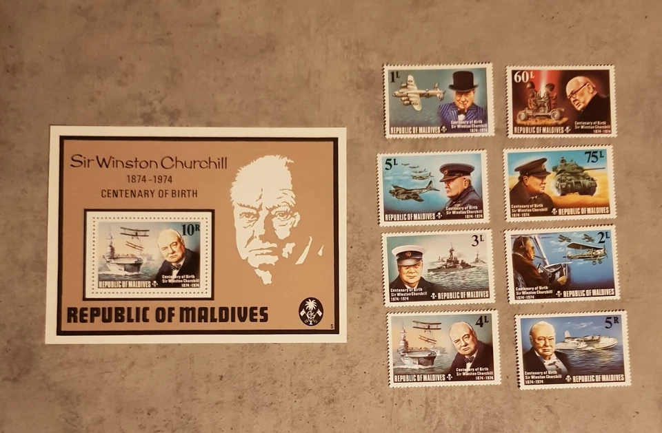 CONJUNTO E BLOCO MALDIVAS CENTENÁRIO DE NASCIMENTO SIR WINSTON CHURCHILL, SEM MARCA DE CHARNEIRA - Imagem 1 de 1