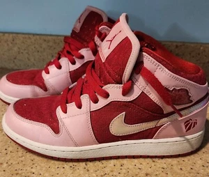 Nike Jordan 1 Mid Premium Valentine's Day (579748-607) Grade School Size 6Y - Picture 1 of 6