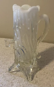Vintage Northwood Glas Stadt Pumpe Baumstumpf weiß opalisierend Vase Zapfen - Bild 1 von 6