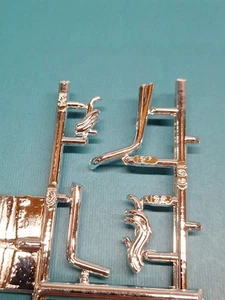 Revell AMT Ertl Monogram MPC 1/25 Scale Model Parts Oldsmobile 455 400 Headers - Picture 1 of 4
