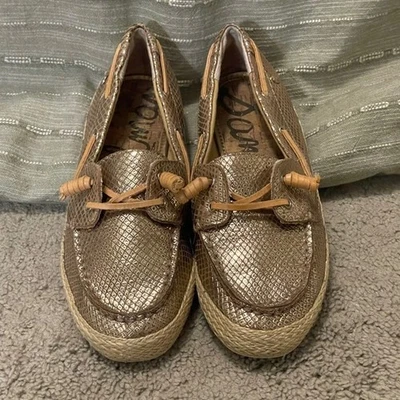 Sam Edelman Mujer Metálico Dorado Estampado Serpiente Alpargata Barco Zapatos Mocasines Foto 1 de 4