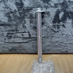 64E-43131-01-00 Yamaha 1996 & UP Clamp Bracket Bolt 100 115 130 + HP 4-Stroke - Bild 1 von 5