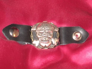 Chaleco Extensor de Diseño de Cuero Corto Hecho a Mano ""Calavera con Cadena"" Cuero/Bucle - Imagen 1 de 2