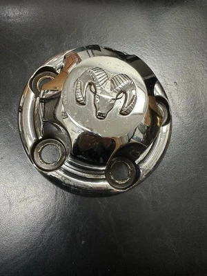 94-03 Dodge Ram 1500 Pickup Van  Chrome Center Cap OEM - Изображение 1 из 3