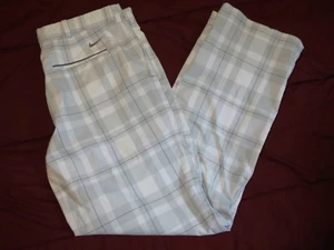 AWESOME feeling & looking Nike Golf white+lt gray pants mens size 36-37 x 32.5 - Picture 1 of 1