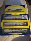 HO Scale Athearn F59PHI + 3 Train Pieces 