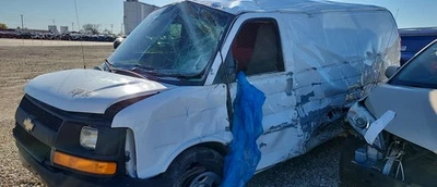 2015 Chevrolet Express 2500 Van 4.8L Engine 8cyl OEM 230K Miles - LKQ405284739 - Image 1 of 4