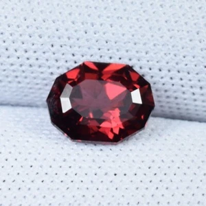1.57 Cts Best Luster & Best Color Natural Purple Garnet  - Cushion Fancy Cut !! - Picture 1 of 2
