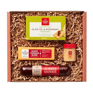 Hickory Farms Savory & Sweet Farmhouse Meat and Cheese Gift Basket (Medium) - Ch - Picture 1 of 4