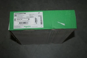 Schneider Altivar 32 - Frequenzumrichter- 0,37 kW - ATV32H037N4- 3 Phase - Picture 1 of 4