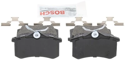Pastillas de freno semimetálicas para Audi A4 Quattro Bosch 1998-2004 con trasero HD 1999 Foto 1 de 4