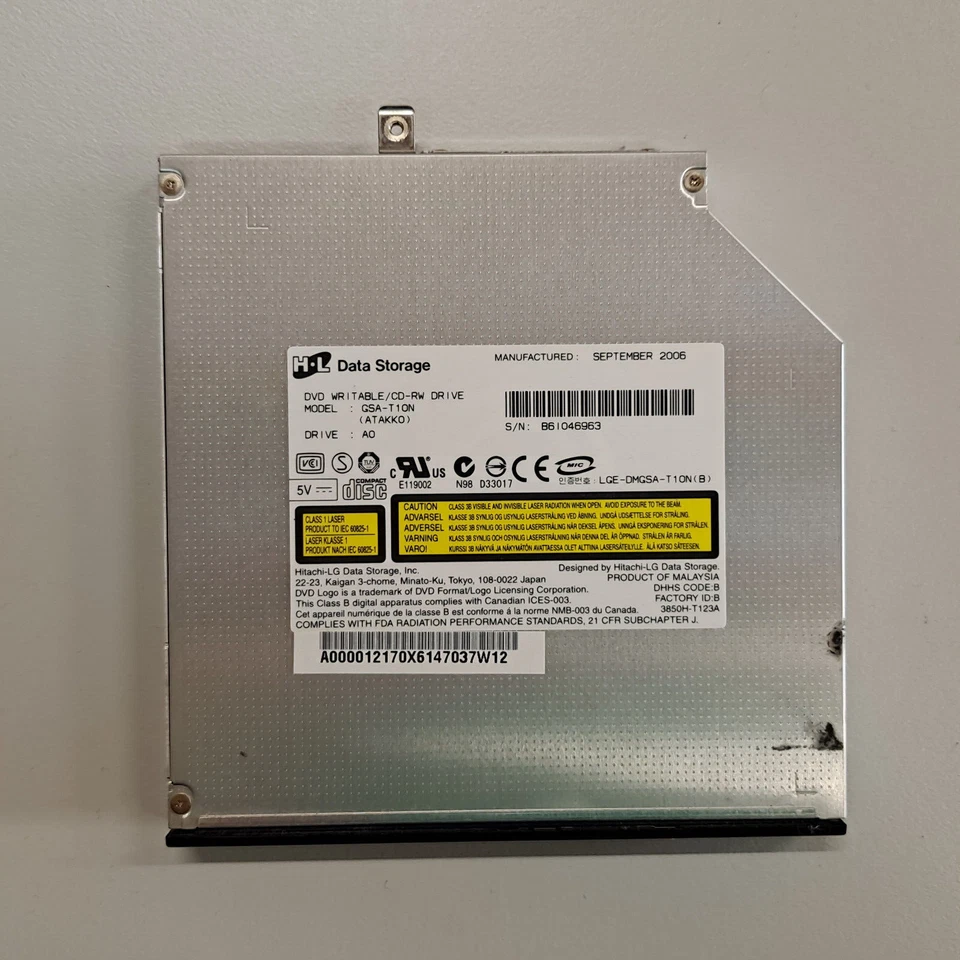 Genuine Hitachi LG GSA-T10N IDE DVD WRITABLE CD-RW Drive Toshiba A000012170 - Image 1 of 4