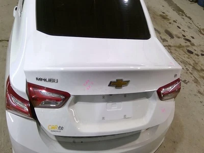 Used Deck Lid fits: 2020 Chevrolet Malibu VIN Z 4th digit new style LED lamps Gr Foto 1 de 4