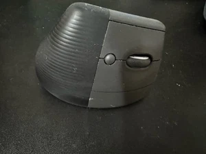 Logitech Lift Wireless Vertical Mouse - Graphite (Right-Handed) - Afbeelding 1 van 5