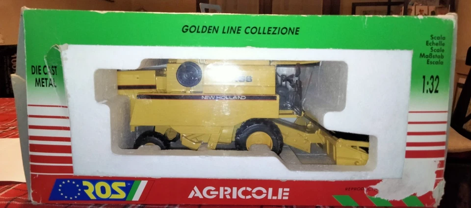 New Holland TX 66 Ros mietitrebbia 1/32 x pz ricambi - Immagine 1 di 4