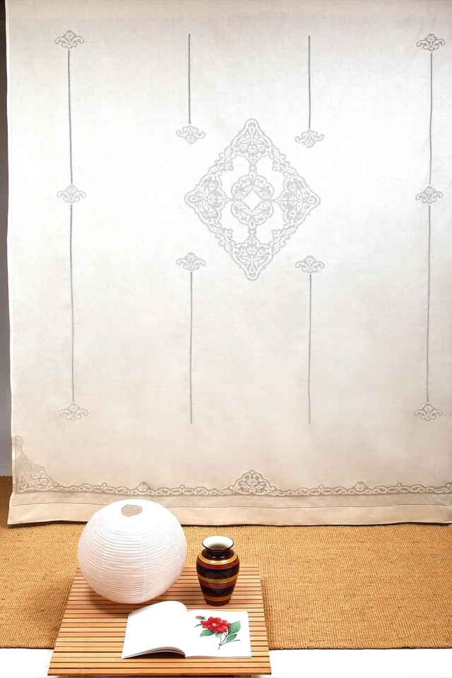 Tenda di Puro Lino bianco Ricamata a Mano con sfilato Siciliano cm. 270x310 - Immagine 1 di 4
