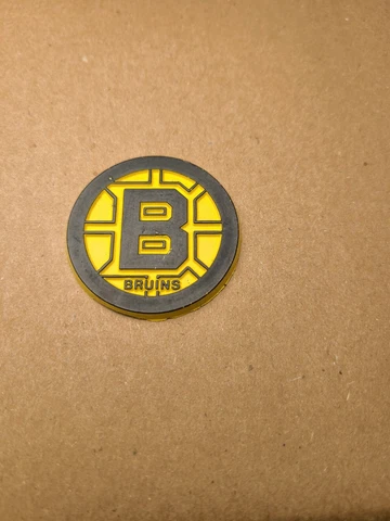 BOSTON BRUINS RARE Vintage NHL RUBBER Hockey FRIDGE MAGNET Standings Board Cover