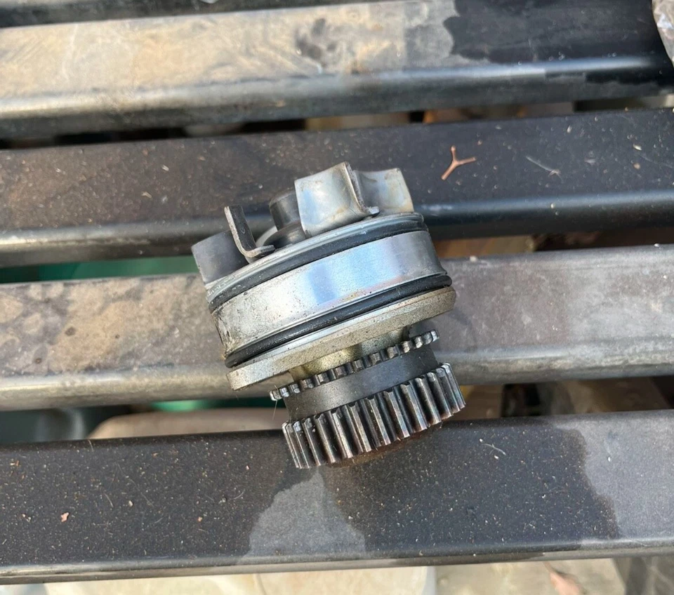 Bomba de refrigerante de agua para 03-07 Infiniti G35 3,5  Foto 1 de 1