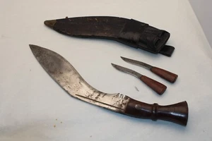 Vintage British English India Indian WW2 Kukri Gurkha Fighting Knife w/ Scabbard - Picture 1 of 9