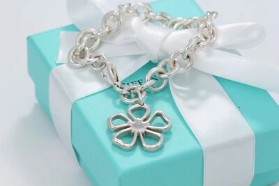 Tiffany & Co. RARE Sterling Silver Nature Open Flower Charm 7.5" Bracelet - Image 1 of 4