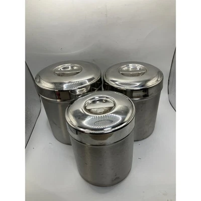 Juego de 3 recipientes de almacenamiento de acero inoxidable plateados Foto 1 de 4