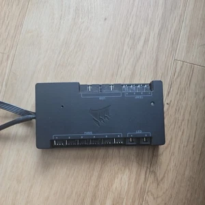 Corsair iCUE Commander PRO Smart RGB Lighting and Fan Speed Control - Afbeelding 1 van 2