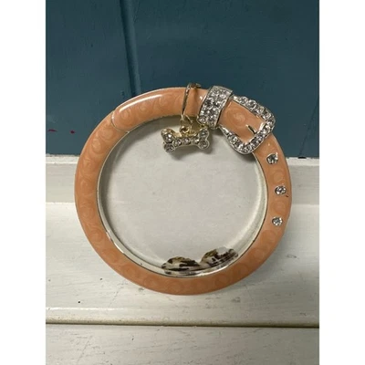 Brillante Estrás Hebilla Hueso de Perro Dije Redondo 3" Marco de Fotos Esmalte Melocotón Foto 1 de 4