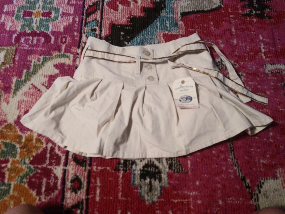 NUEVO CON ETIQUETAS NUEVO SEARS Canyon River Blues niñas talla 16 Tween falda corta cinturón lentejuelas Foto 1 de 4