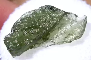 4.98 carats 20mm MOLDAVITE from Czech Republic from a Meteorite impact with COA - Picture 1 of 1