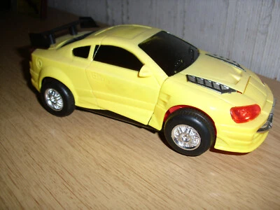 Roboterauto Transformer gelb Modellauto Spielauto Autoroboter - Bild 1 von 4