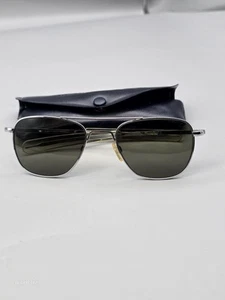 OCCHIALI DA SOLE VINTAGE RANDOLPH 5 1/2 USA ARGENTO opaco PILOT AVIATOR 52-20 - Foto 1 di 12